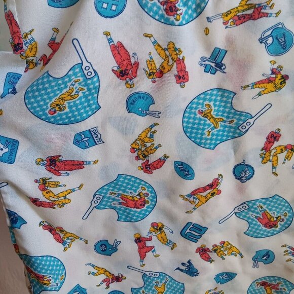 Vintage 1960's  Womens Small XS T-SHIRT HOME MADE PILLOWCASE FOOTBALL PRINT - Picture 4 of 5